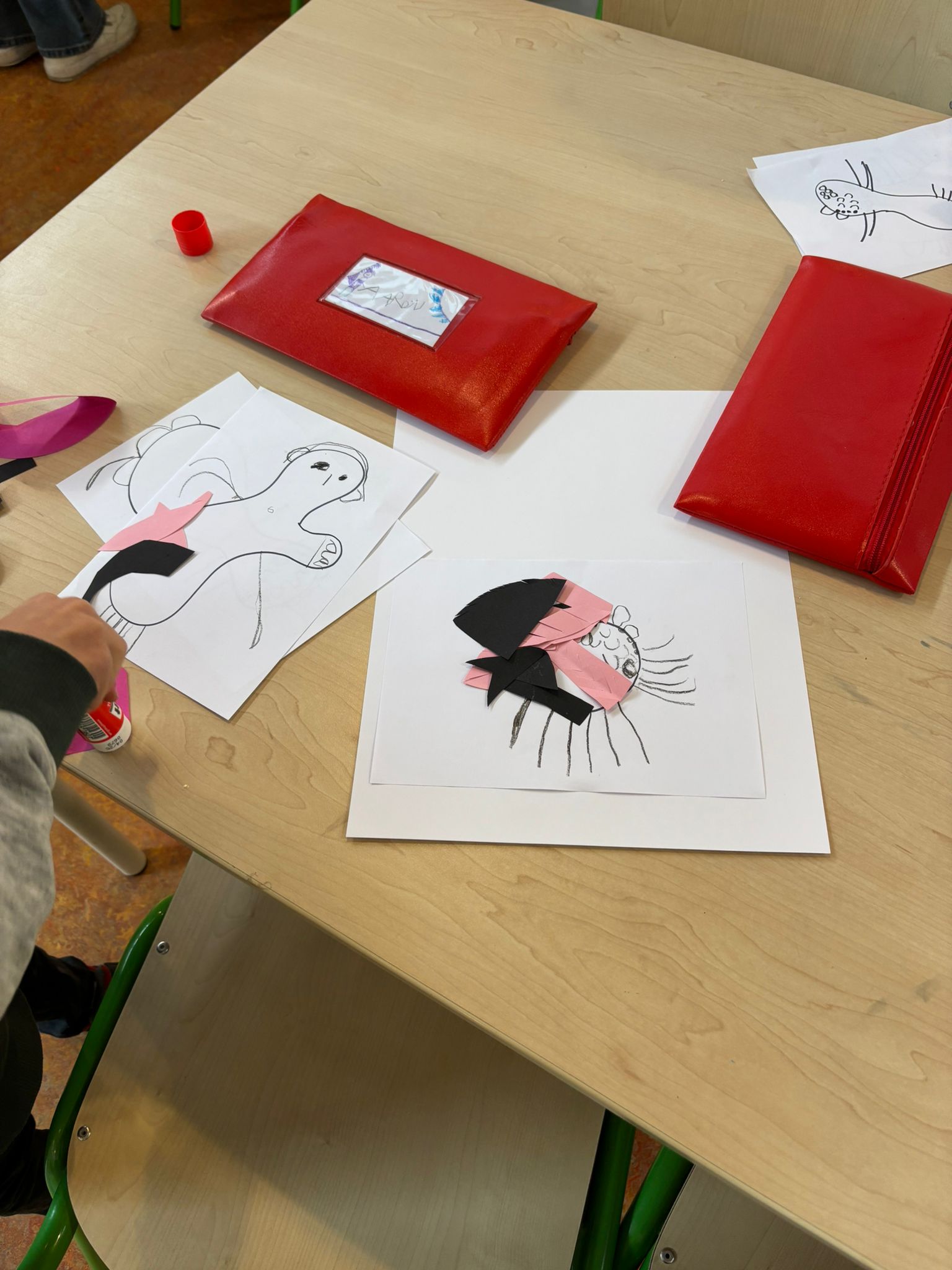 4b0cff28-b269-43fb-b185-a96852dcb560